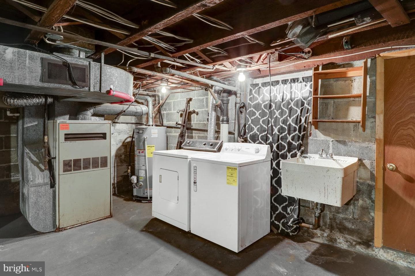61 S Pearl Street photo 28