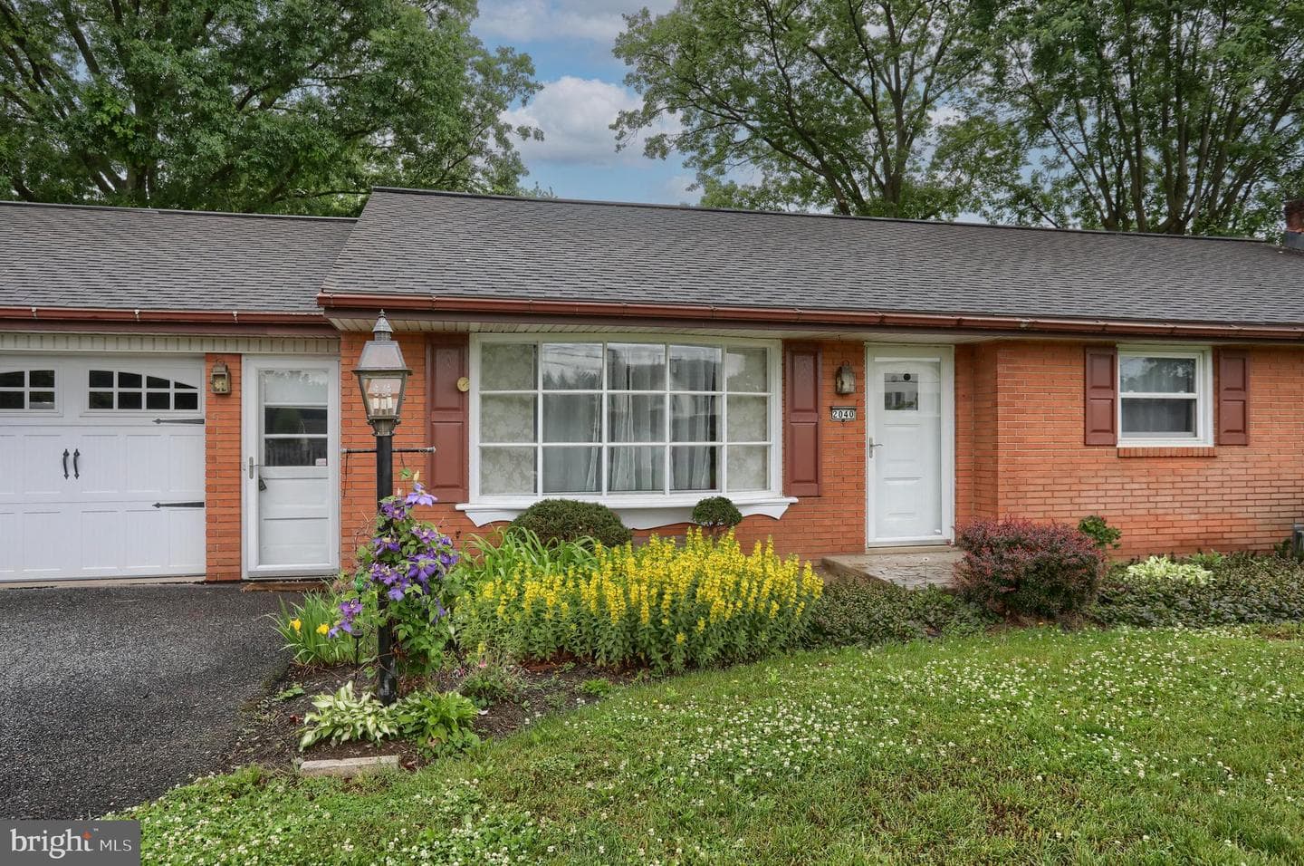 2040 Miller Road photo 25