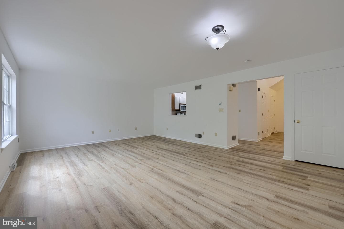 805 Tanglegate Place photo 10