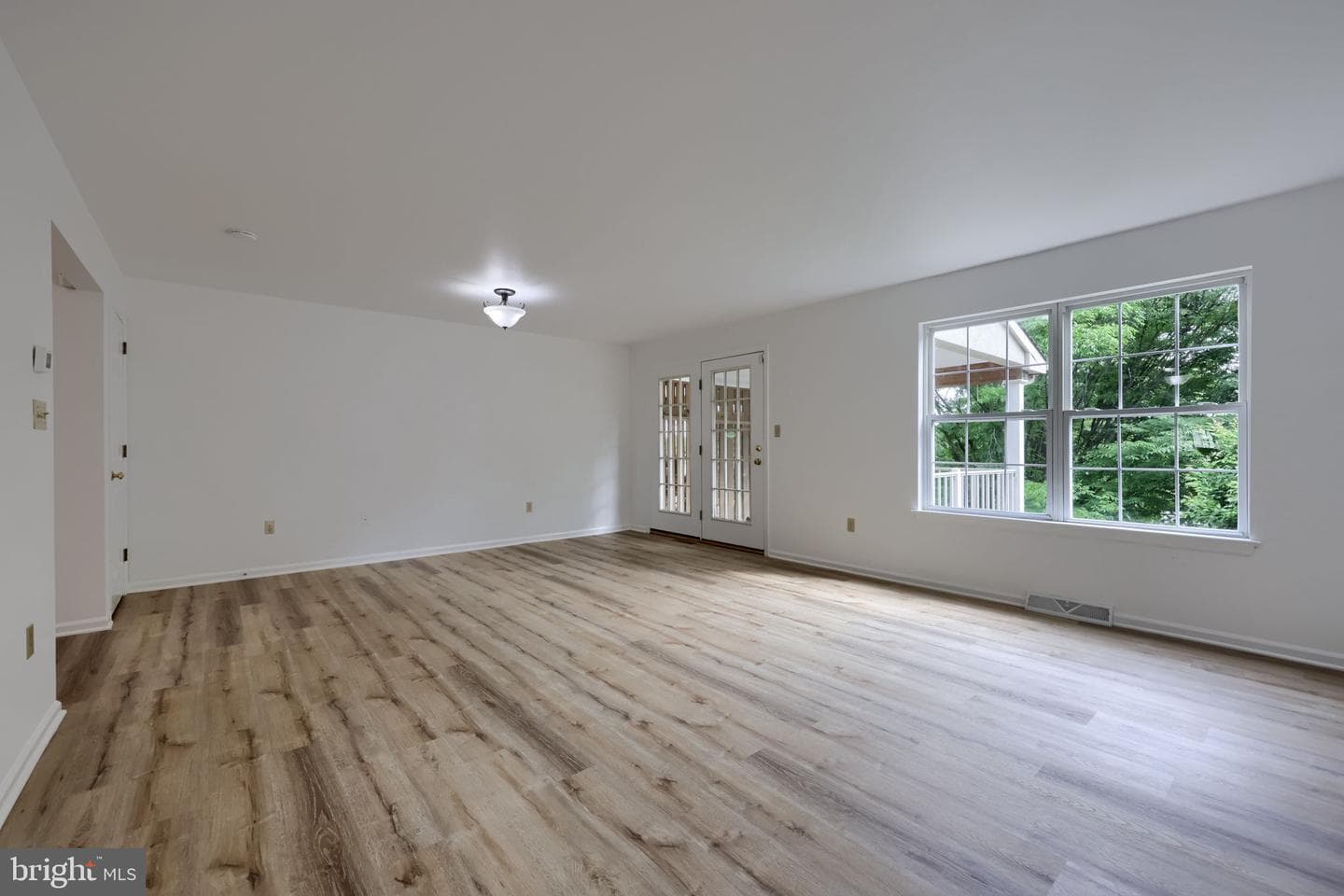 805 Tanglegate Place photo 12