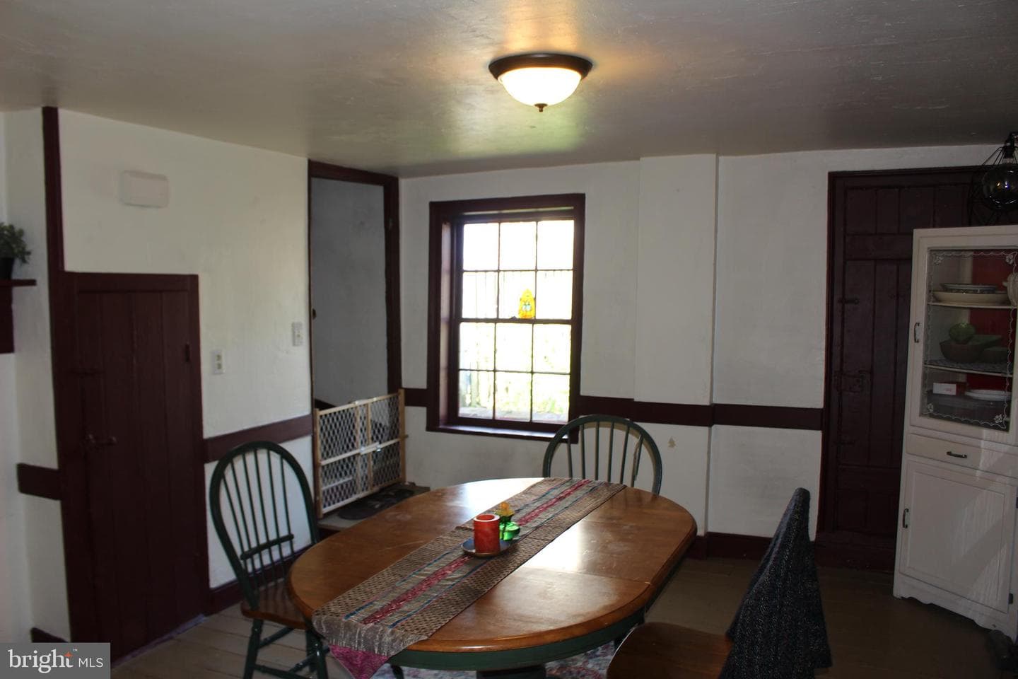 110 E Market Street photo 4
