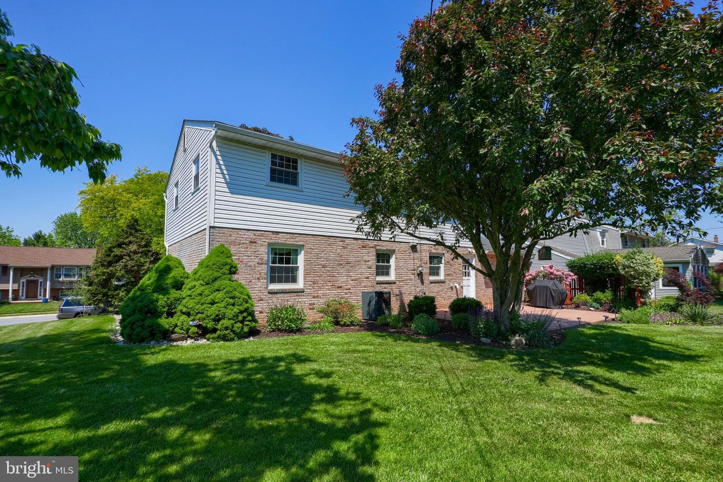 2143 Brockton Road, Lancaster