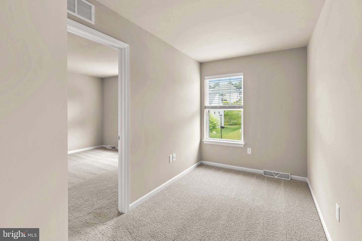 3937 Archer Ln photo 16