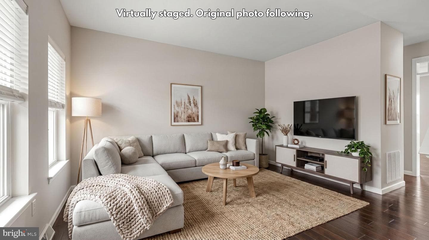 3937 Archer Ln photo 5