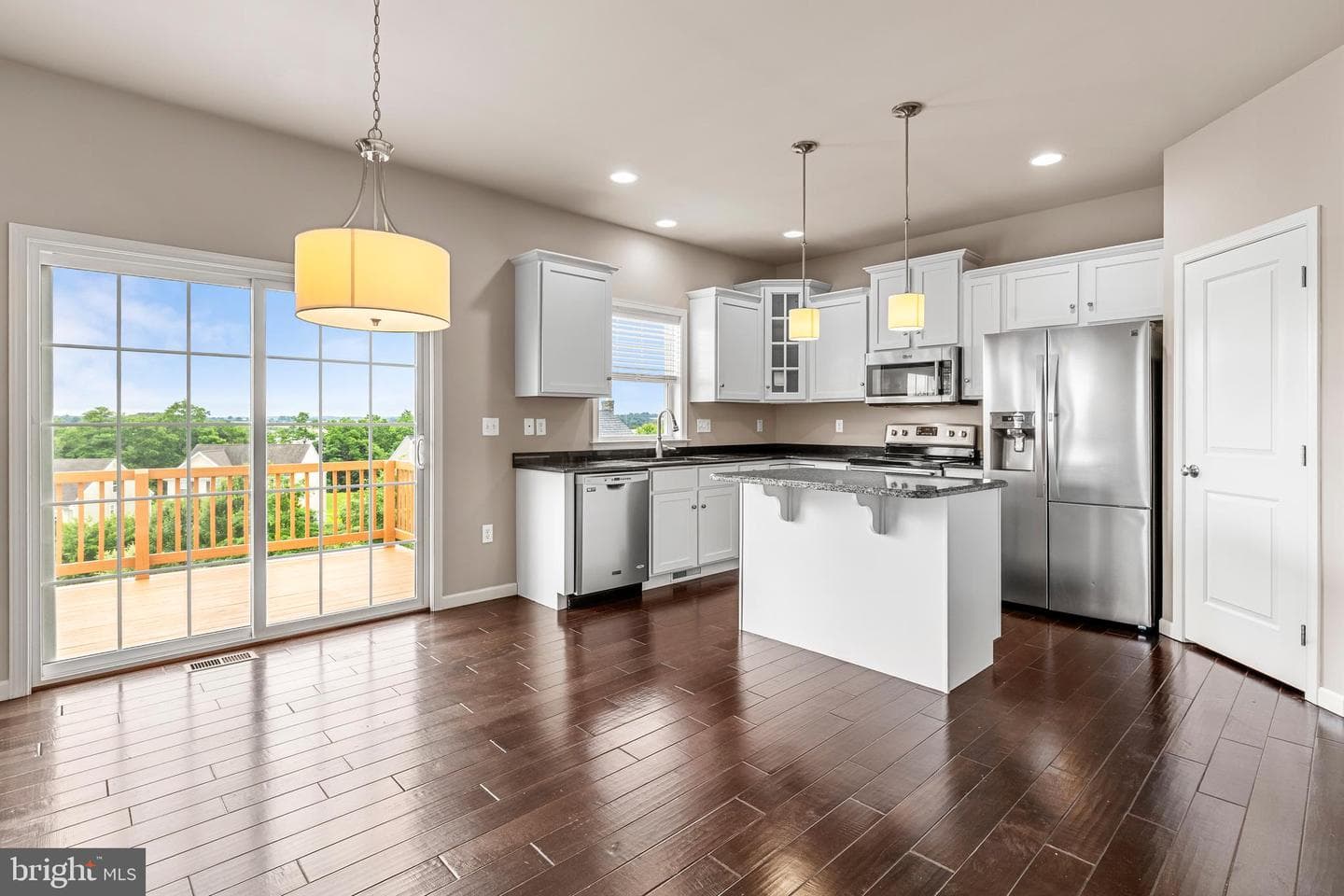 3937 Archer Ln photo 9