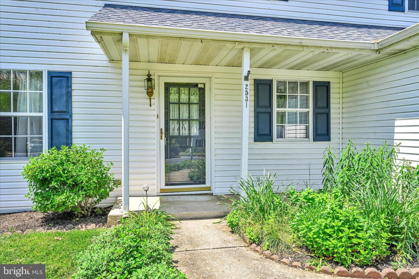 2531 Valley Drive photo 10