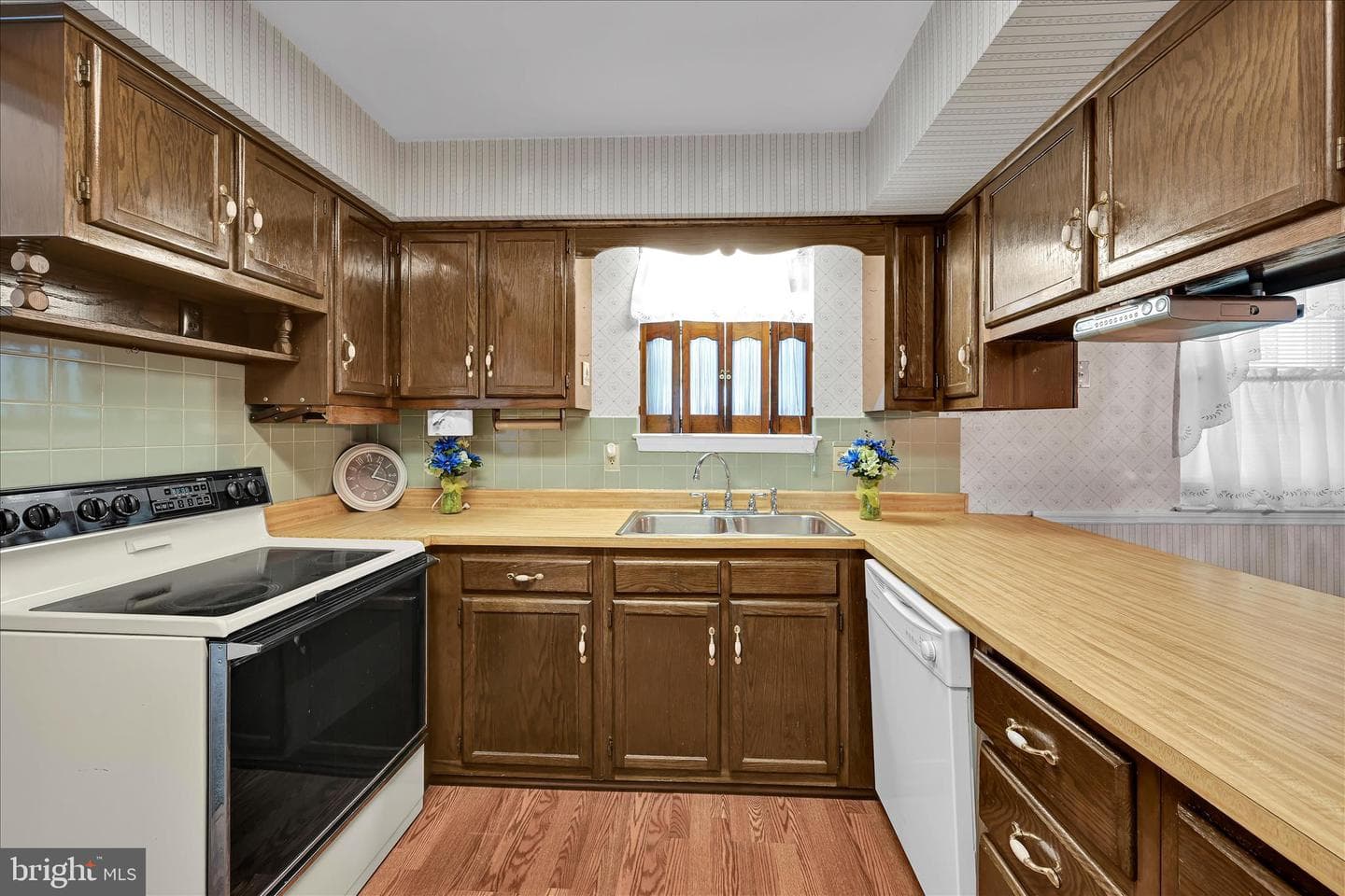 2531 Valley Drive photo 16