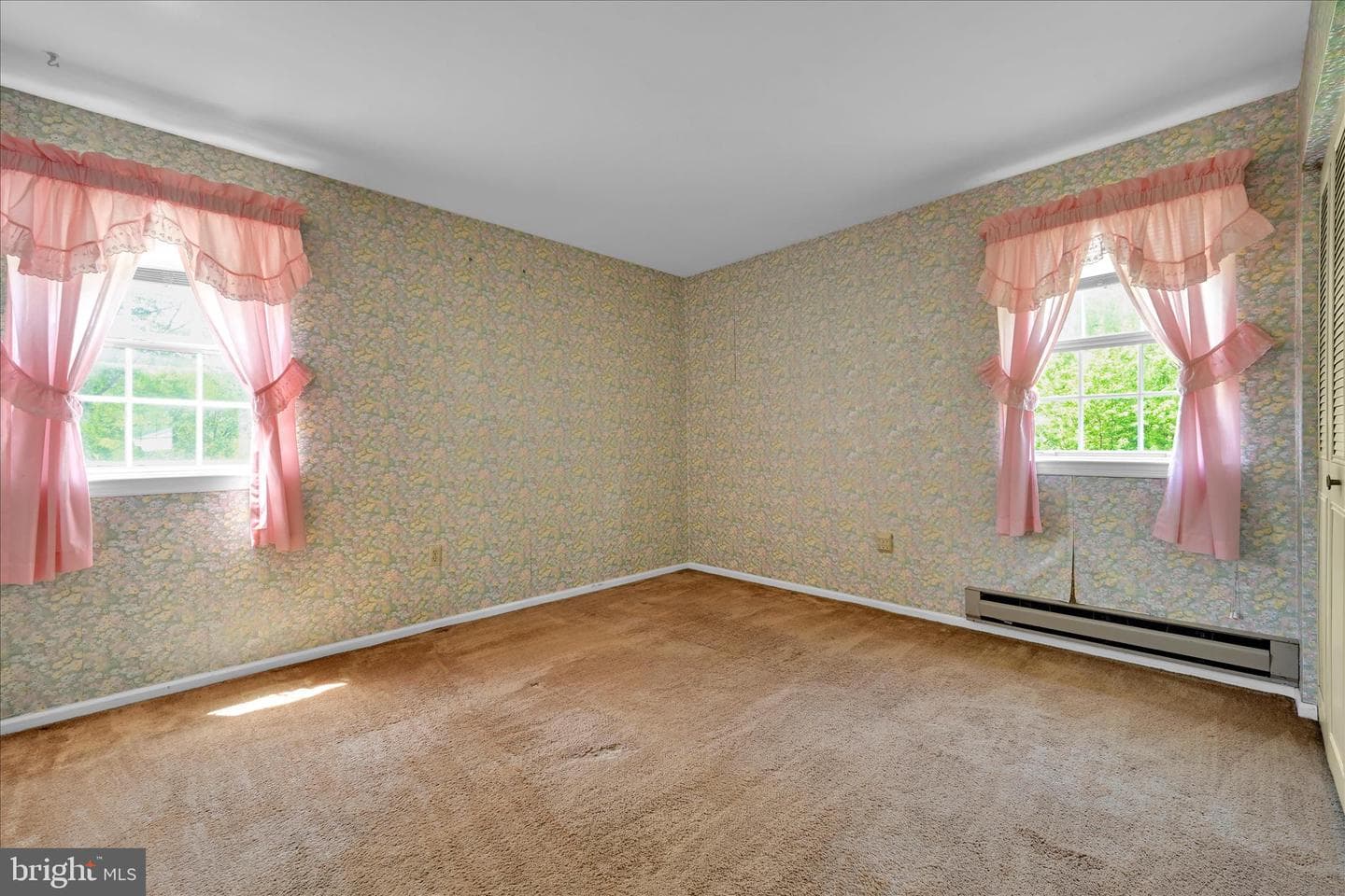 2531 Valley Drive photo 32