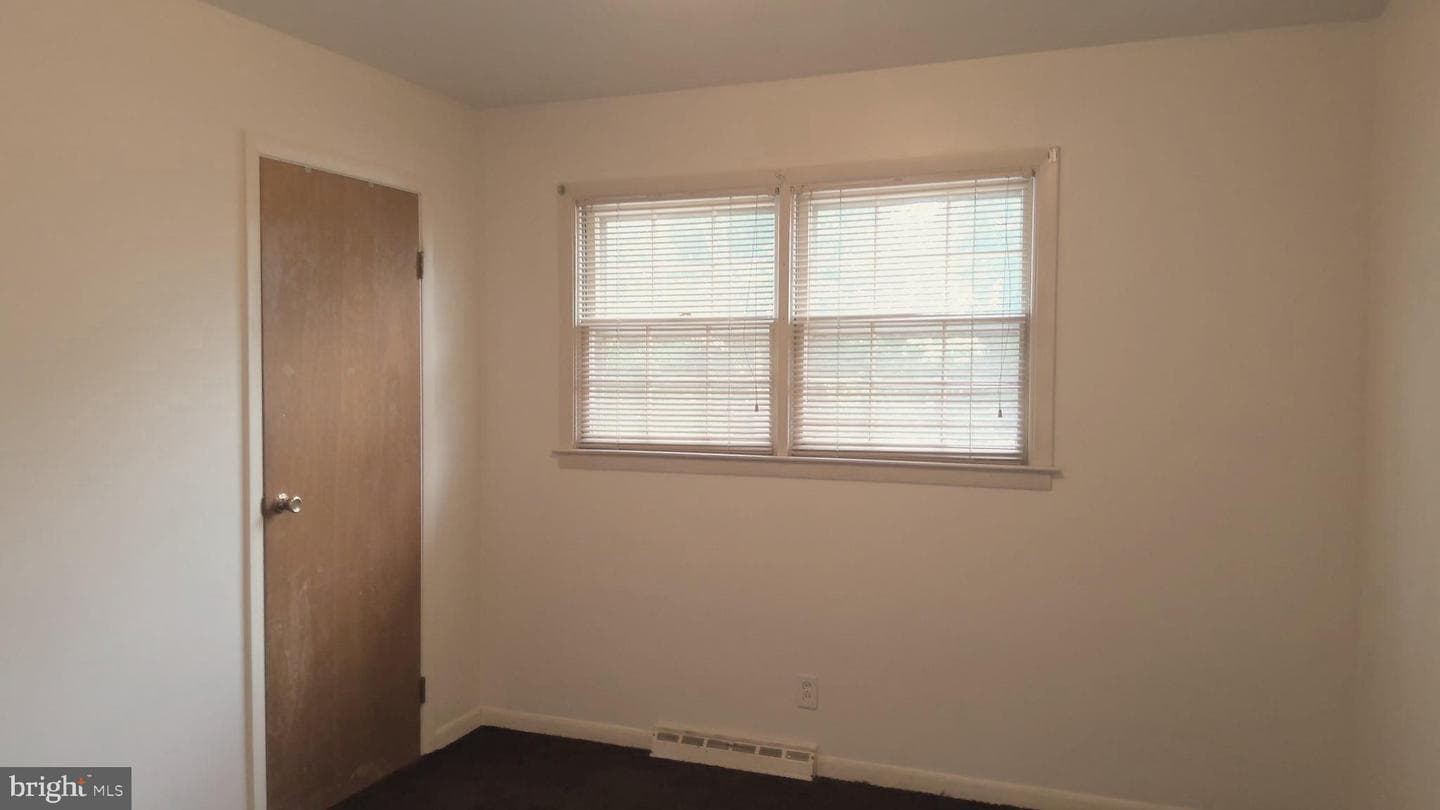 717 Maplewood Ave photo 26