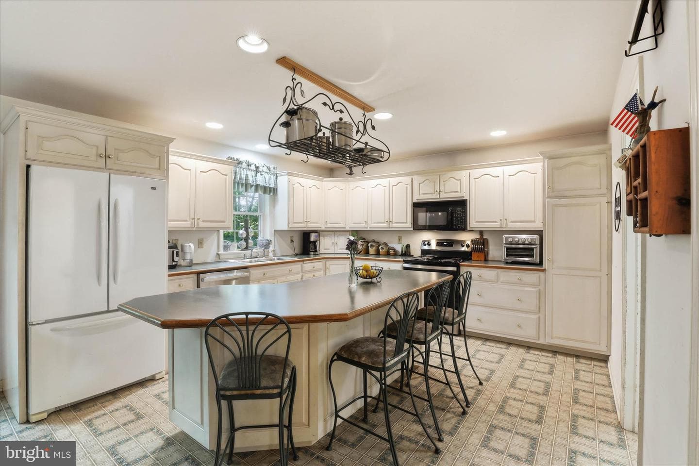 15 Deerfield Drive photo 18