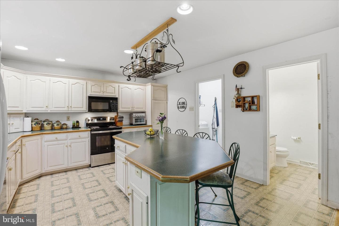 15 Deerfield Drive photo 19