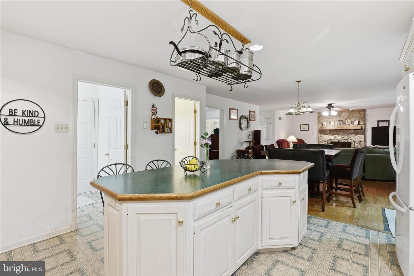 15 Deerfield Drive photo 21