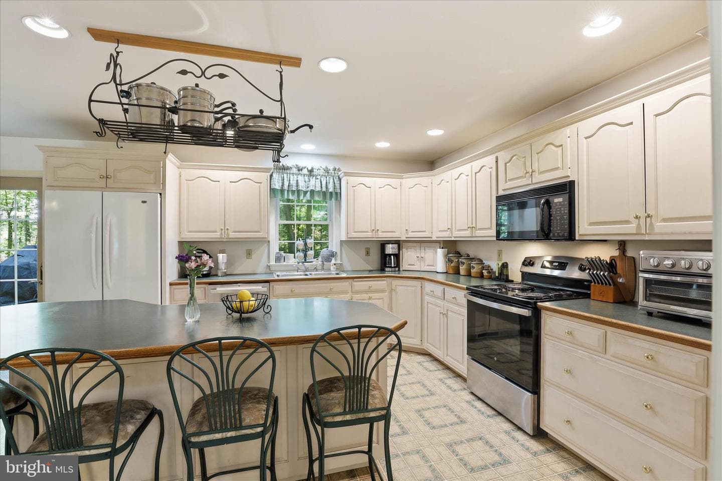 15 Deerfield Drive photo 22