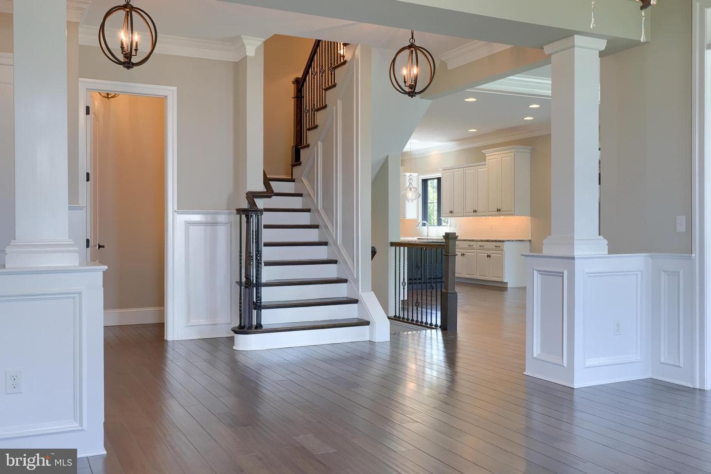 428 Southampton Drive photo 34