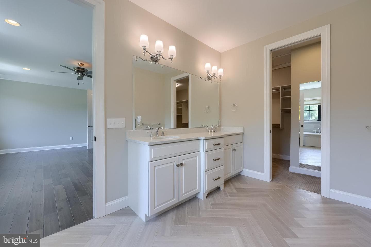 428 Southampton Drive photo 37