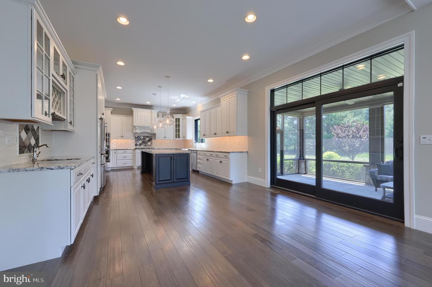 428 Southampton Drive photo 5