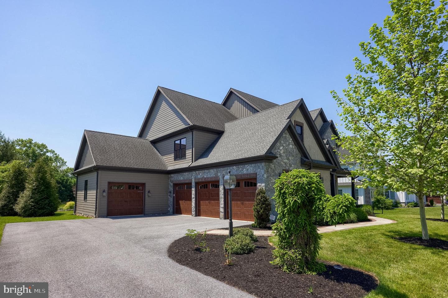 428 Southampton Drive photo 8