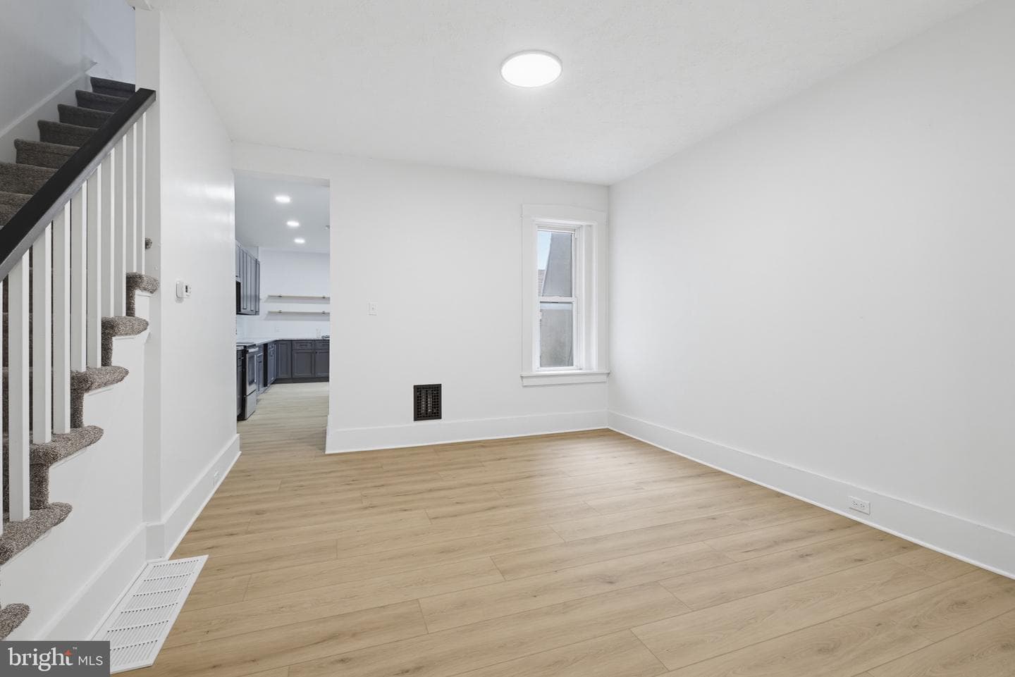 340 E Frederick Street photo 9
