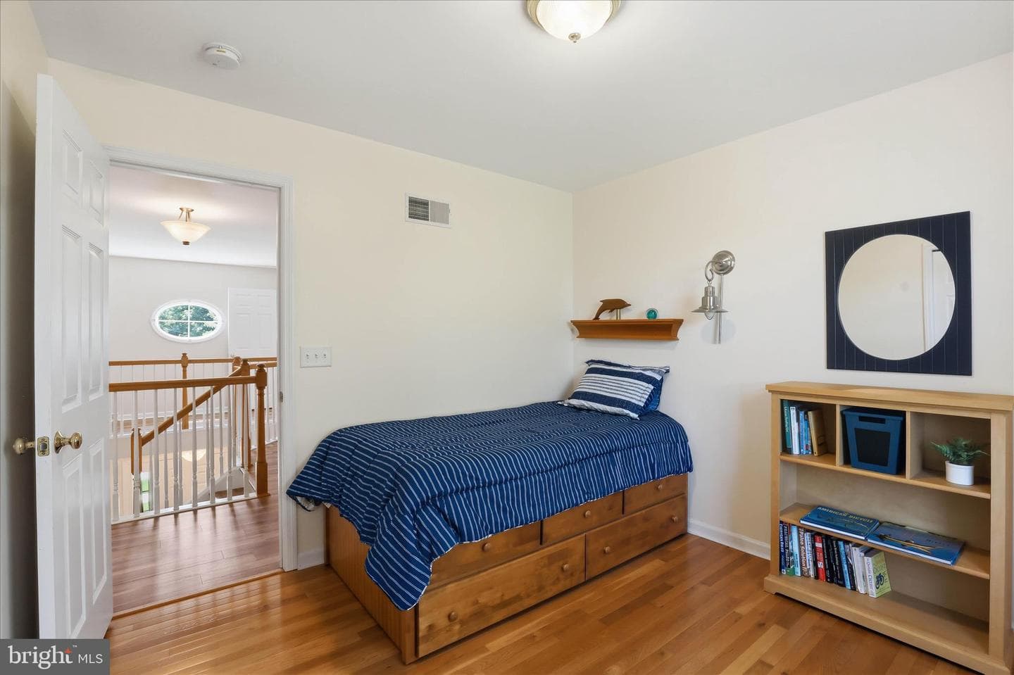 533 Thornberry Lane photo 40