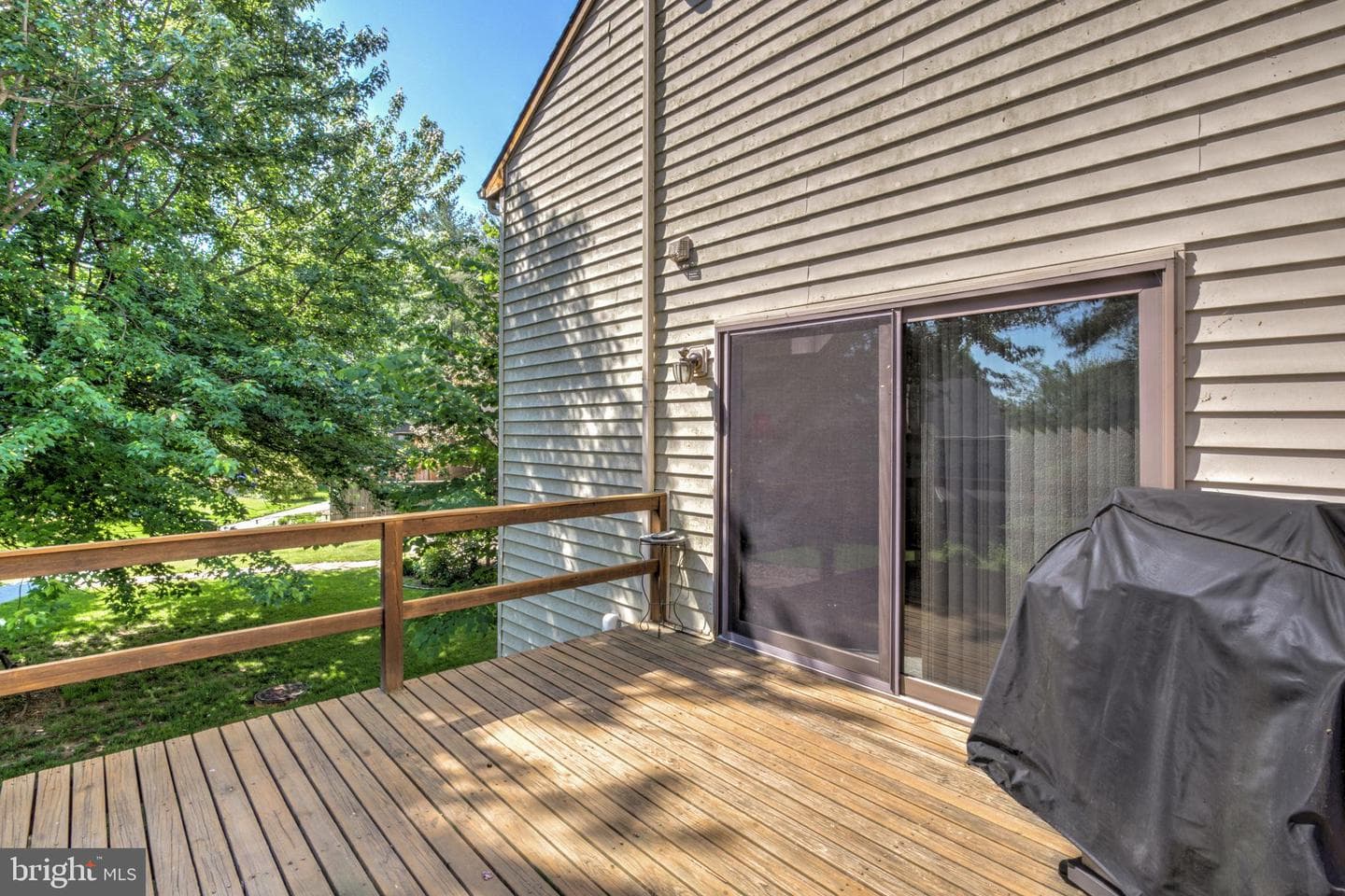 450 Stonegate Court photo 11