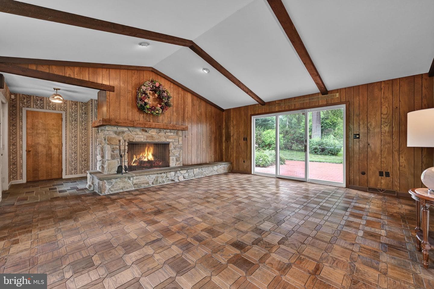 156 Conestoga Boulevard photo 33