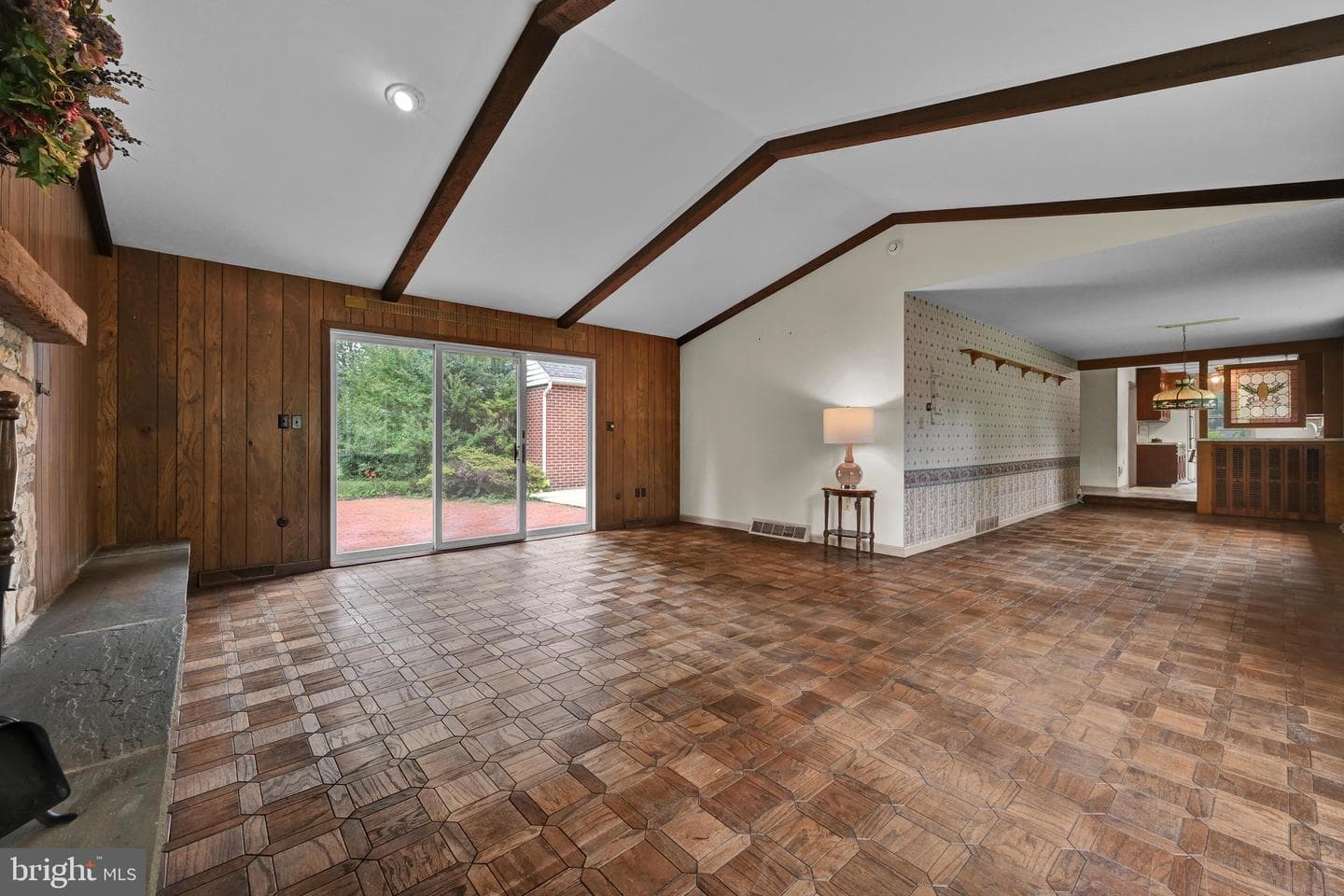 156 Conestoga Boulevard photo 36