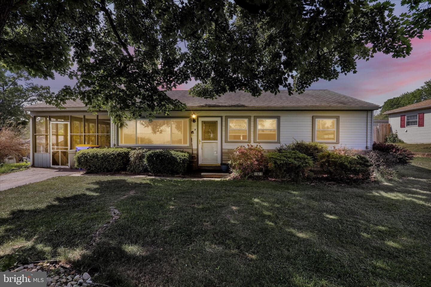 1921 Blue Ridge Drive photo 3