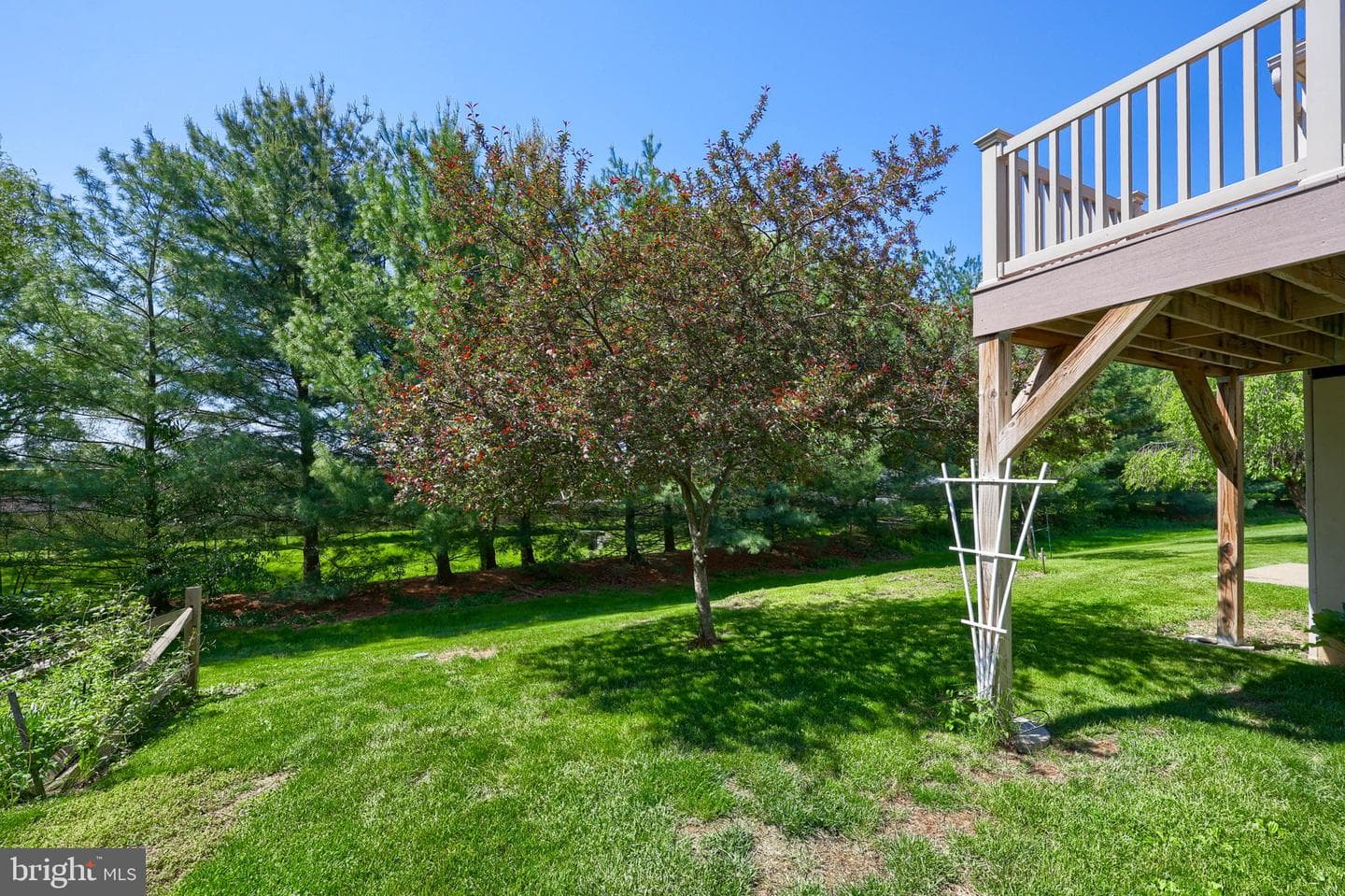 1042 Cambridge Drive photo 35