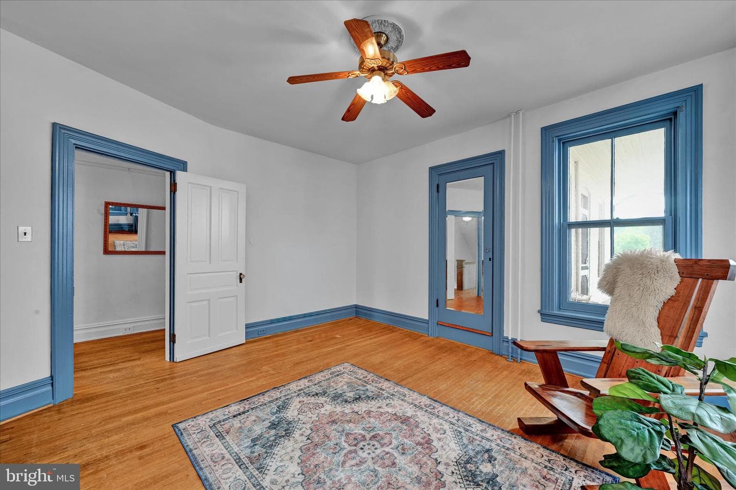 419 Chestnut St photo 25