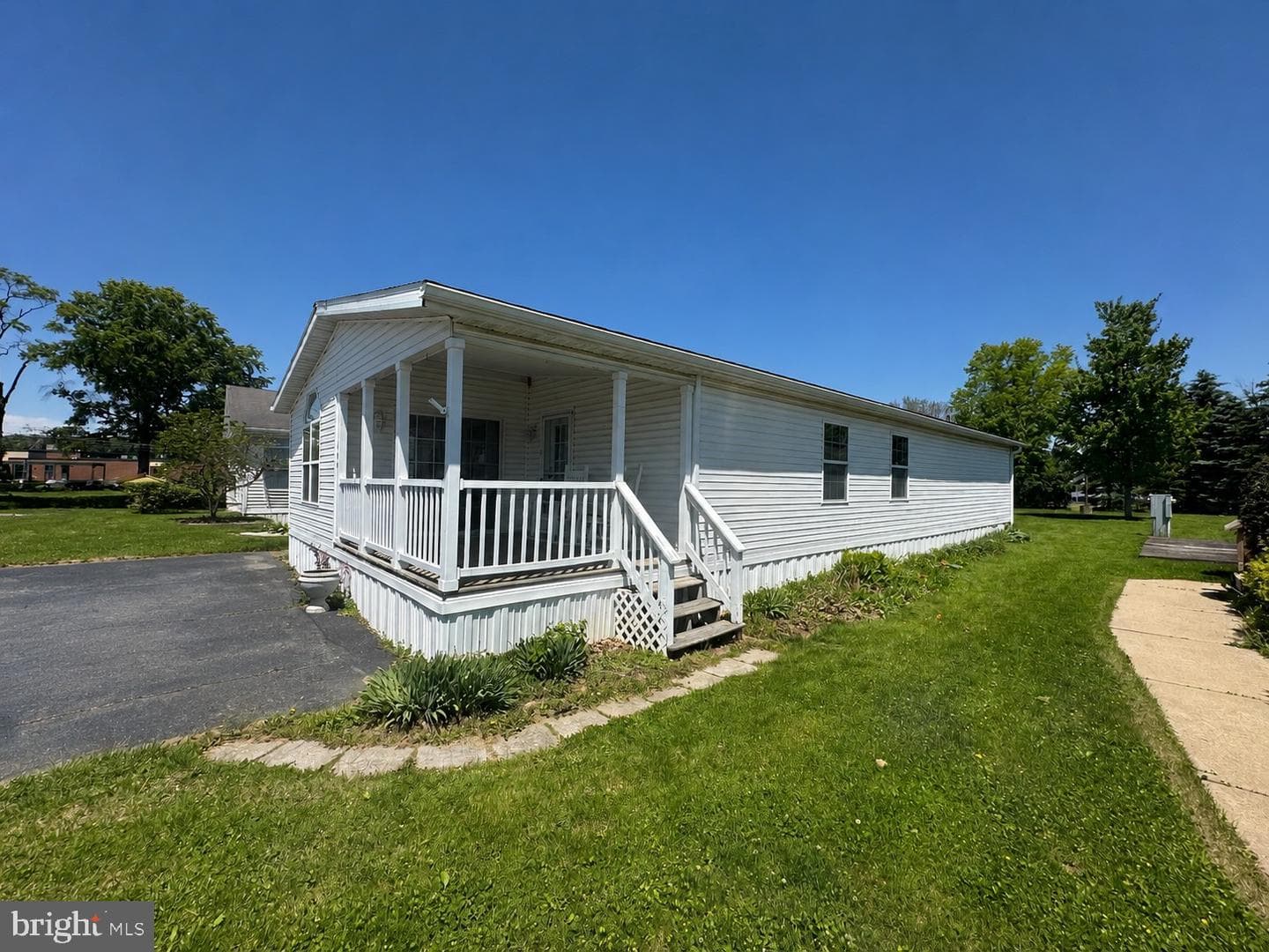 146 Tulip Circle, Ephrata