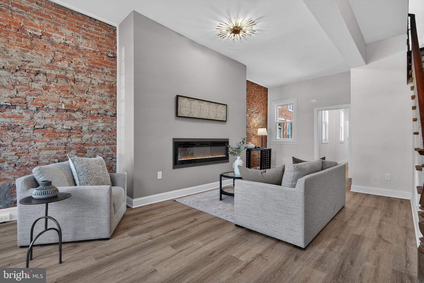 823 N Queen, Lancaster