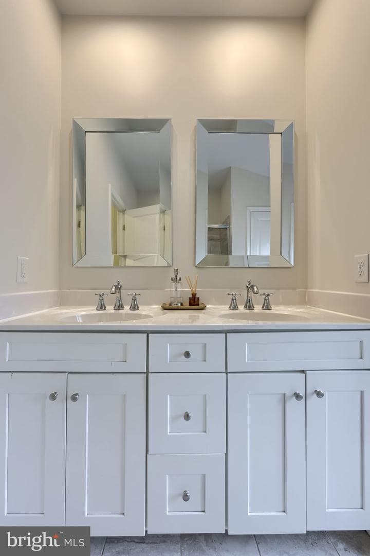 1129 Edgemoor Court photo 52