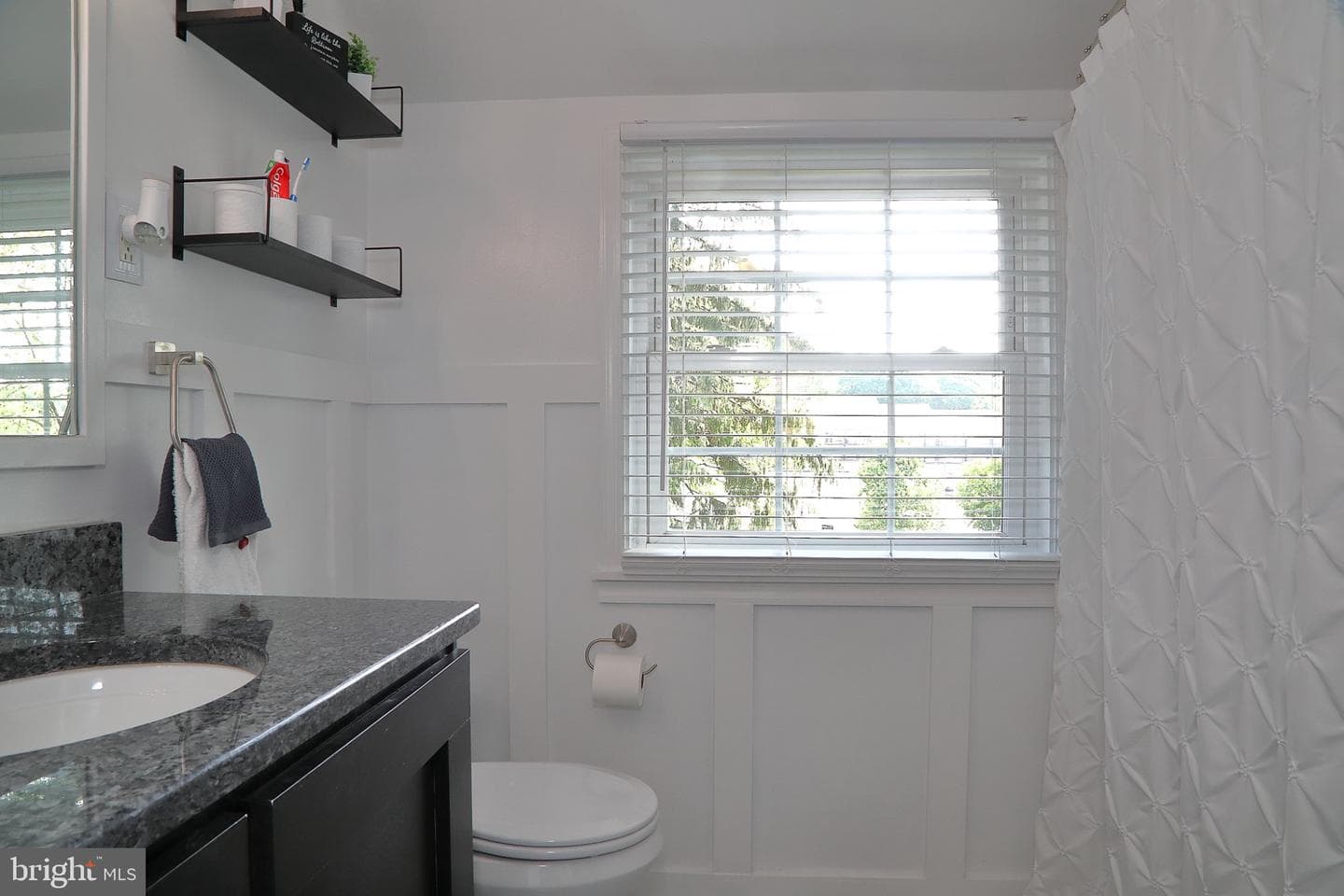 113 E Franklin Street photo 22