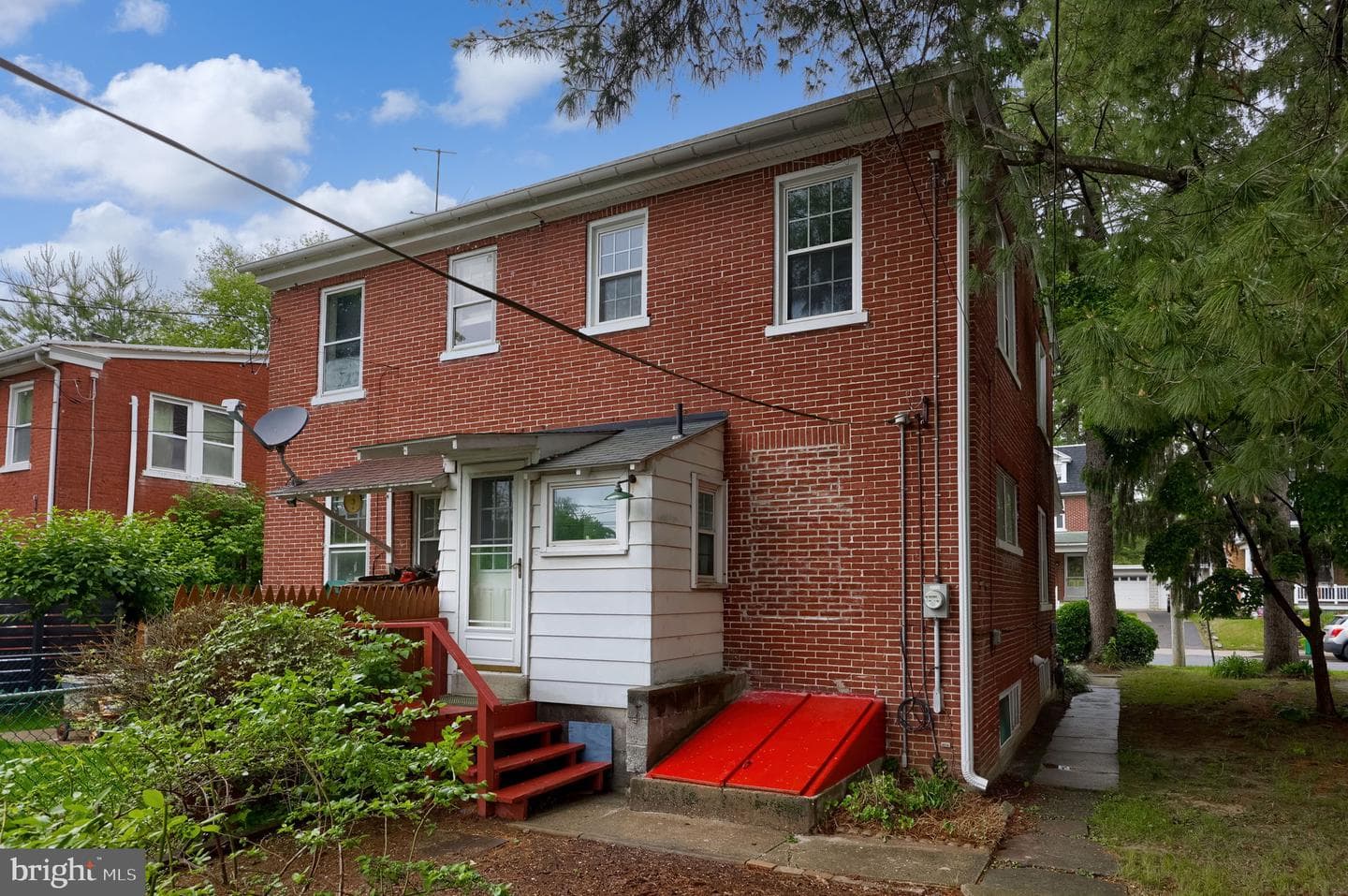 1186 Elm Avenue photo 32