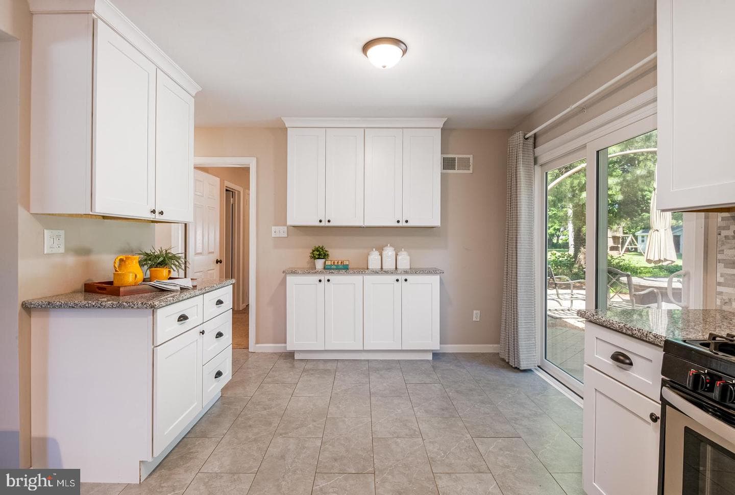 1429 Sunset Drive photo 17