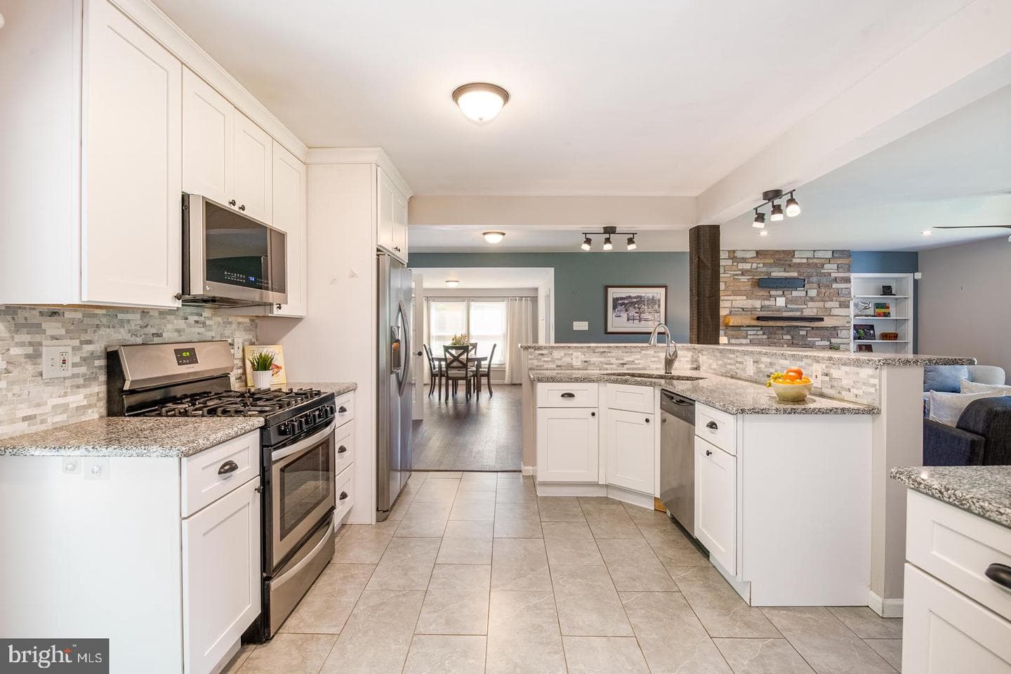 1429 Sunset Drive photo 20