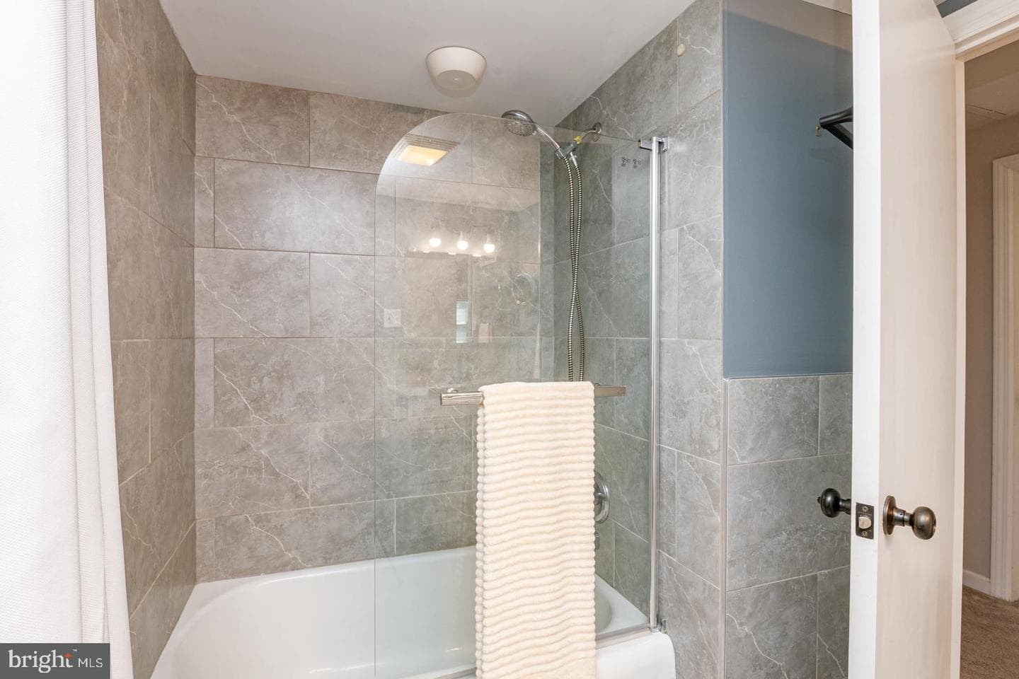 1429 Sunset Drive photo 27