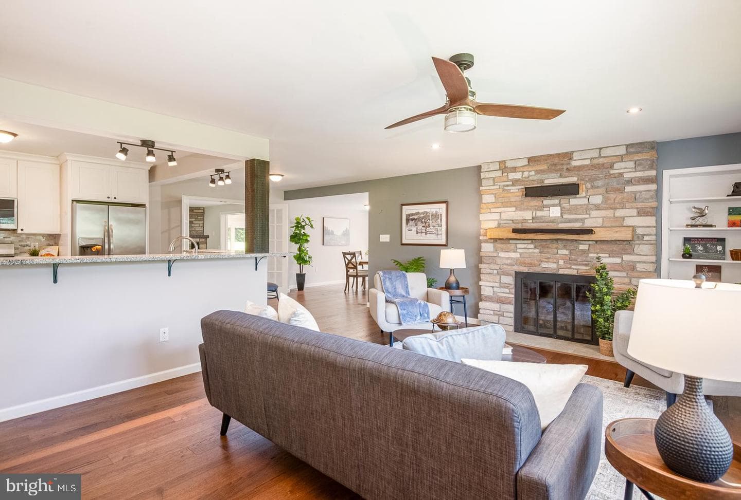1429 Sunset Drive photo 5
