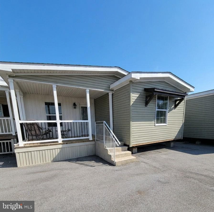 30 Debra Circle, Ephrata