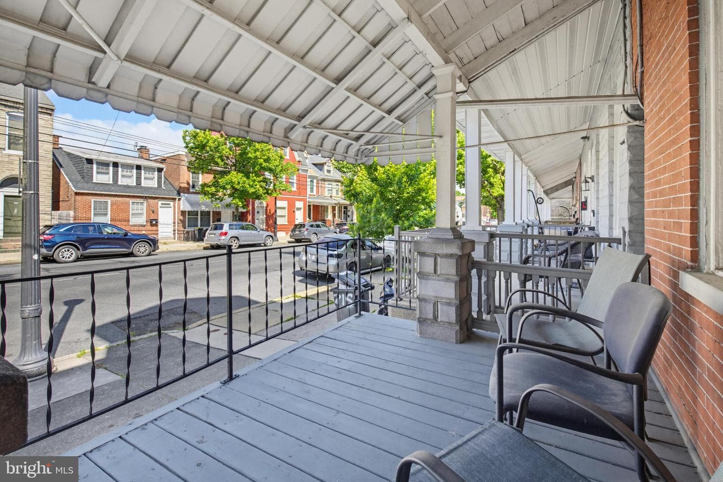 715 N Queen Street photo 5