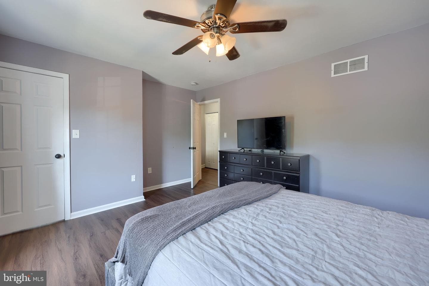 337 Crosswinds Drive photo 18