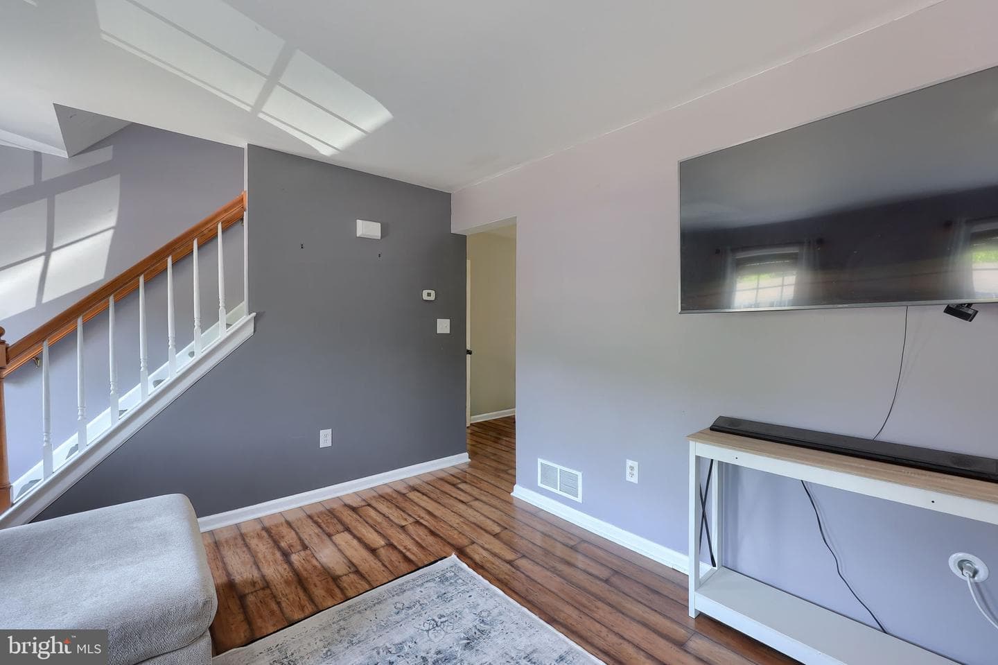 337 Crosswinds Drive photo 4