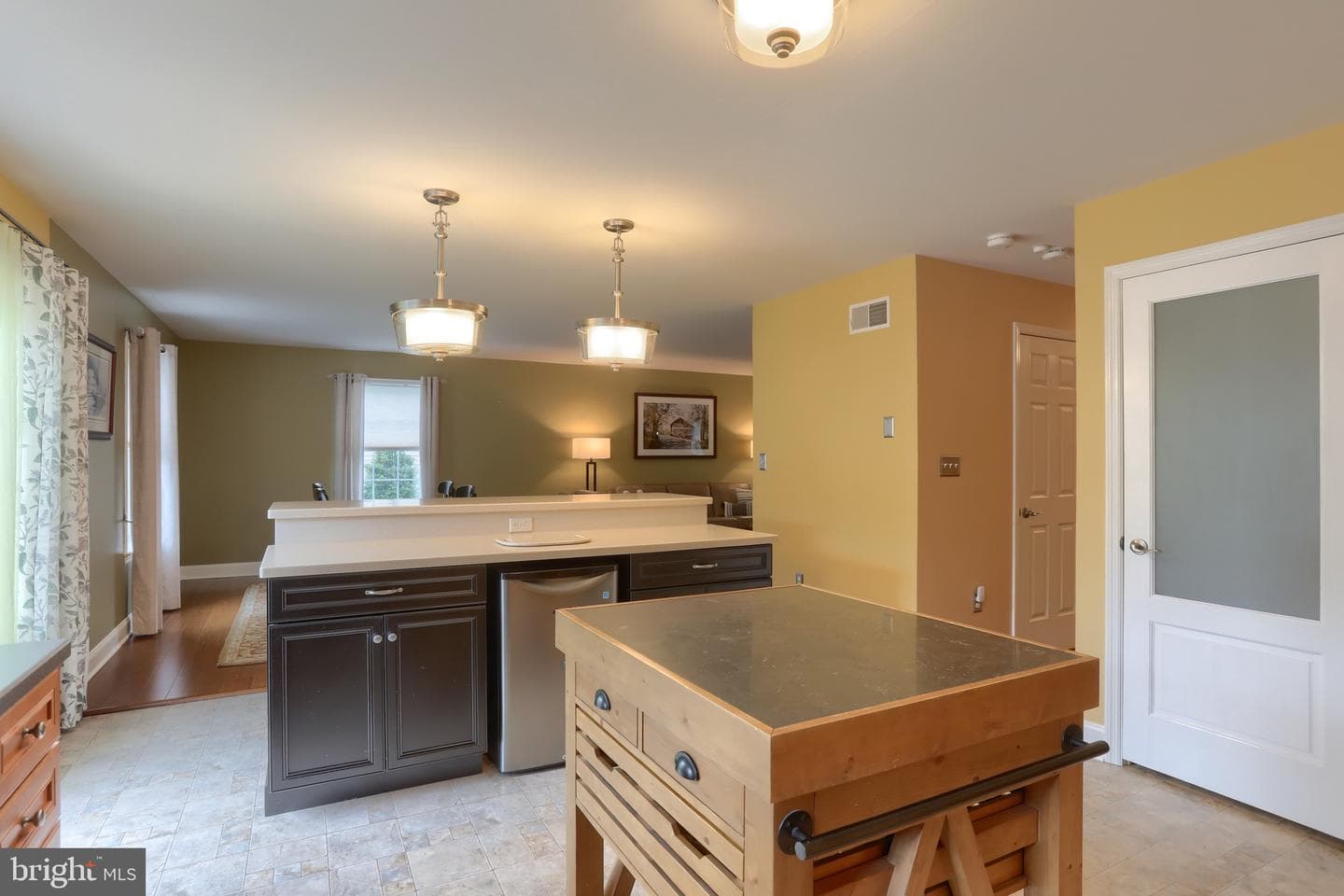 14 Tower Drive photo 18