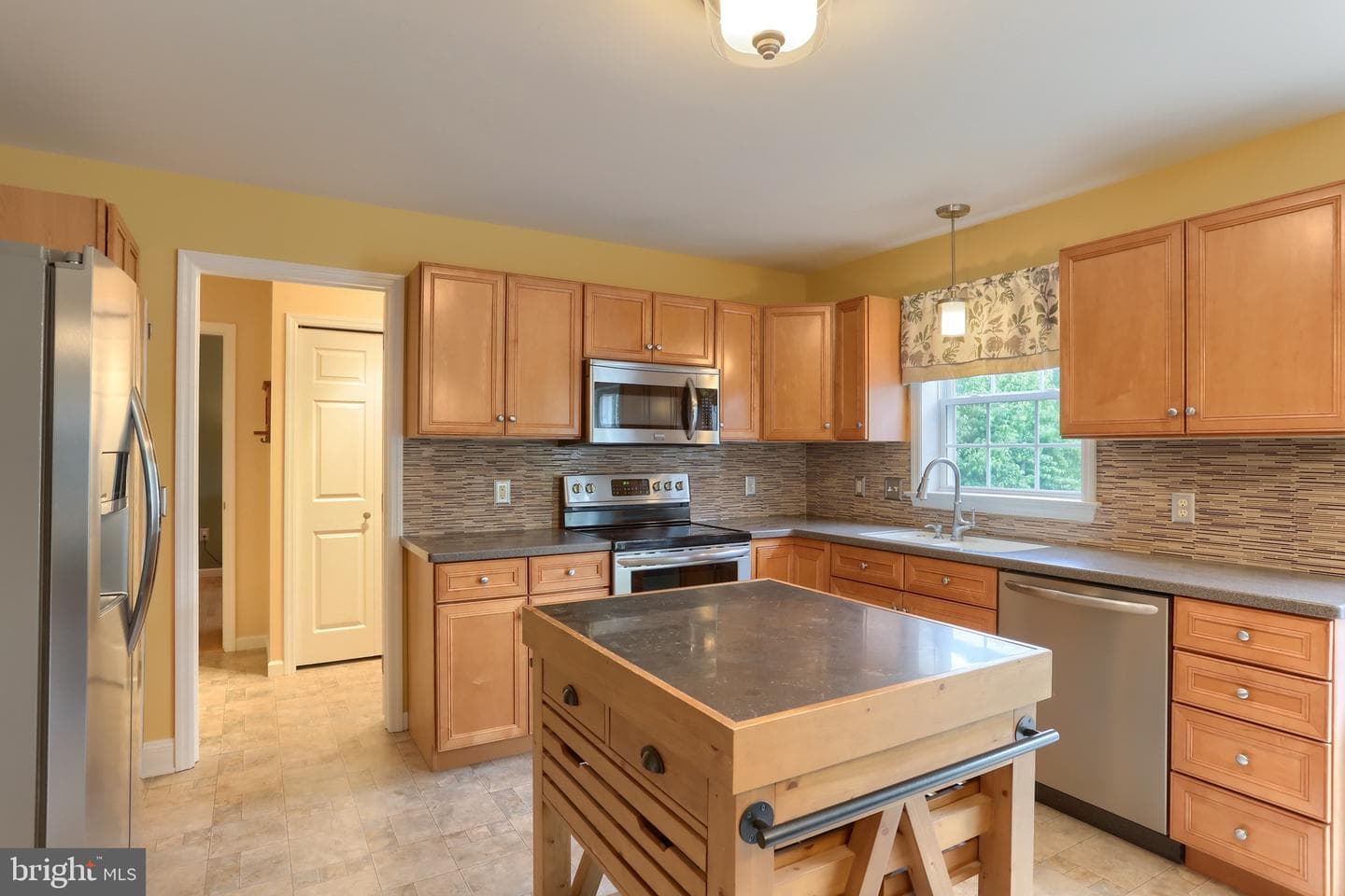 14 Tower Drive photo 19