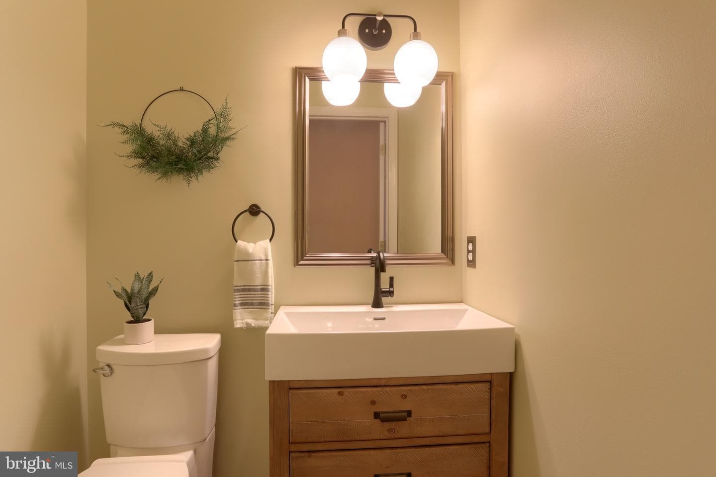 14 Tower Drive photo 23