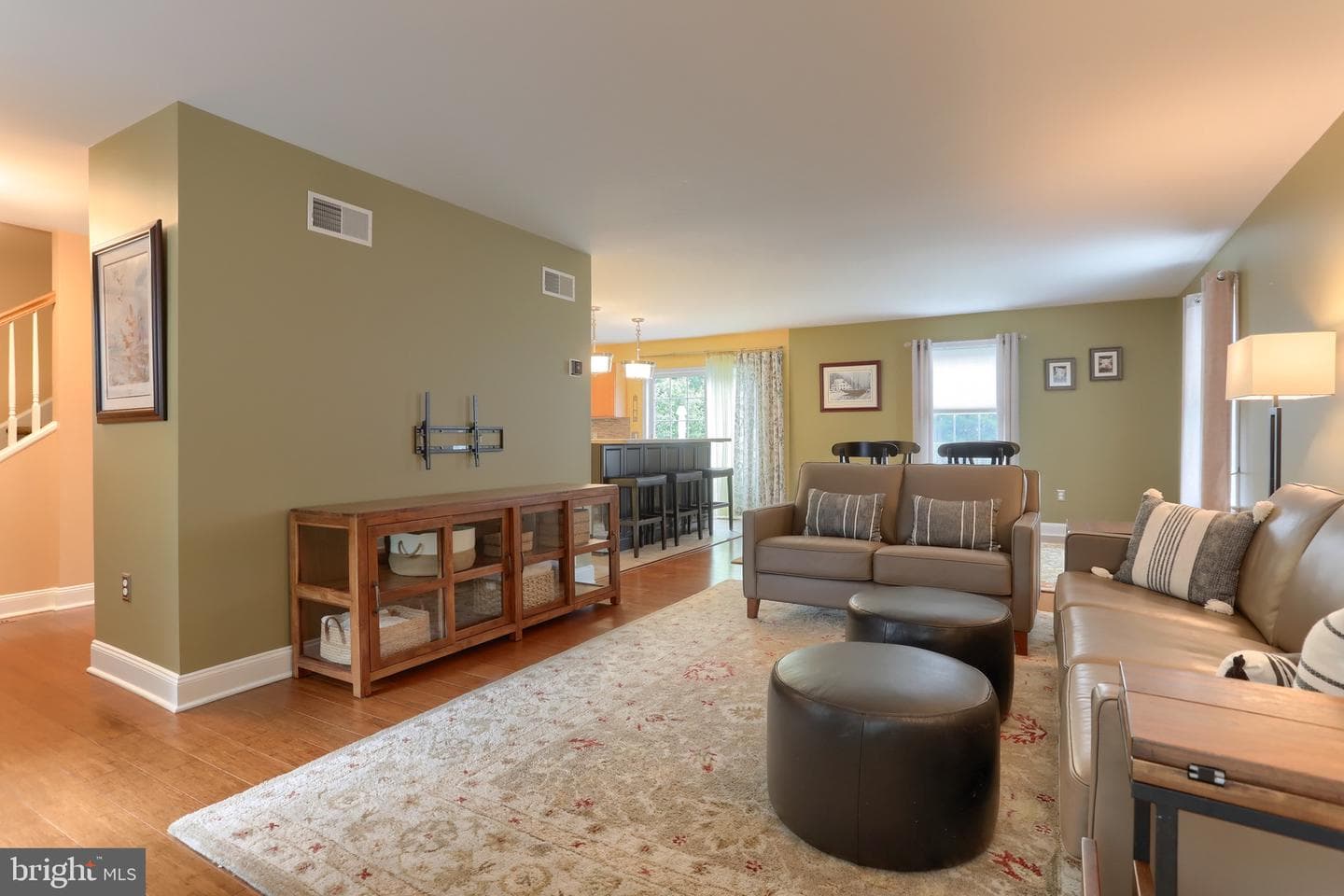 14 Tower Drive photo 8