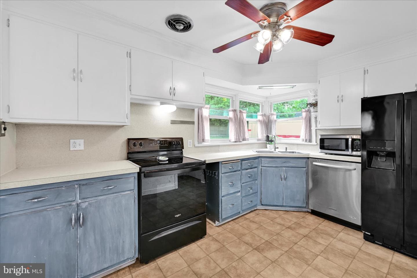 312 S Mount Joy Street photo 10
