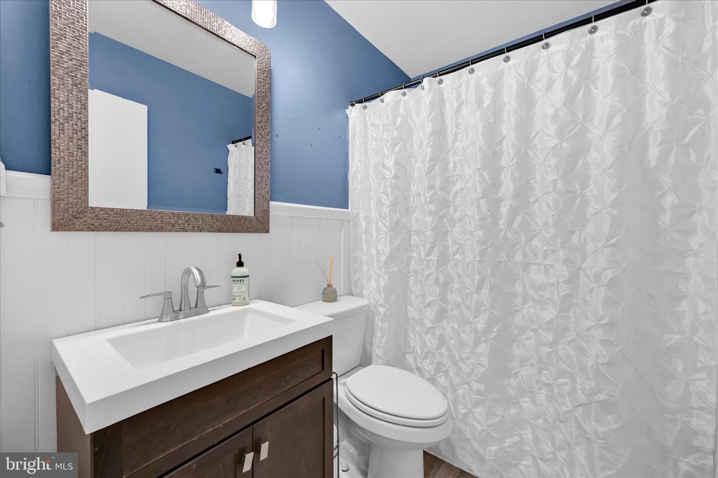 312 S Mount Joy Street photo 17