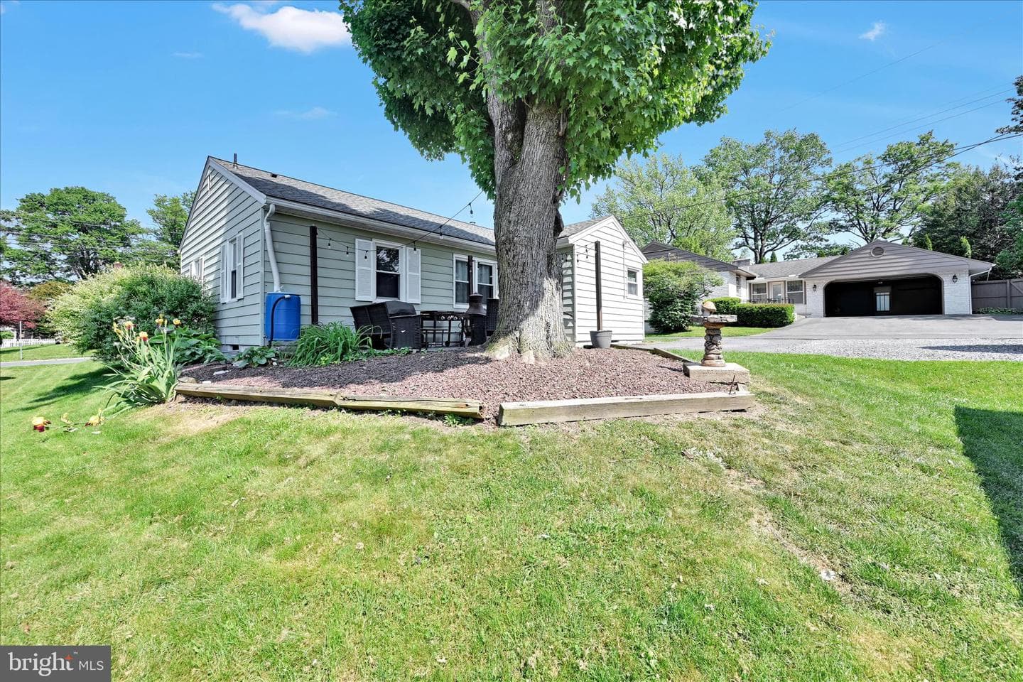 312 S Mount Joy Street photo 34