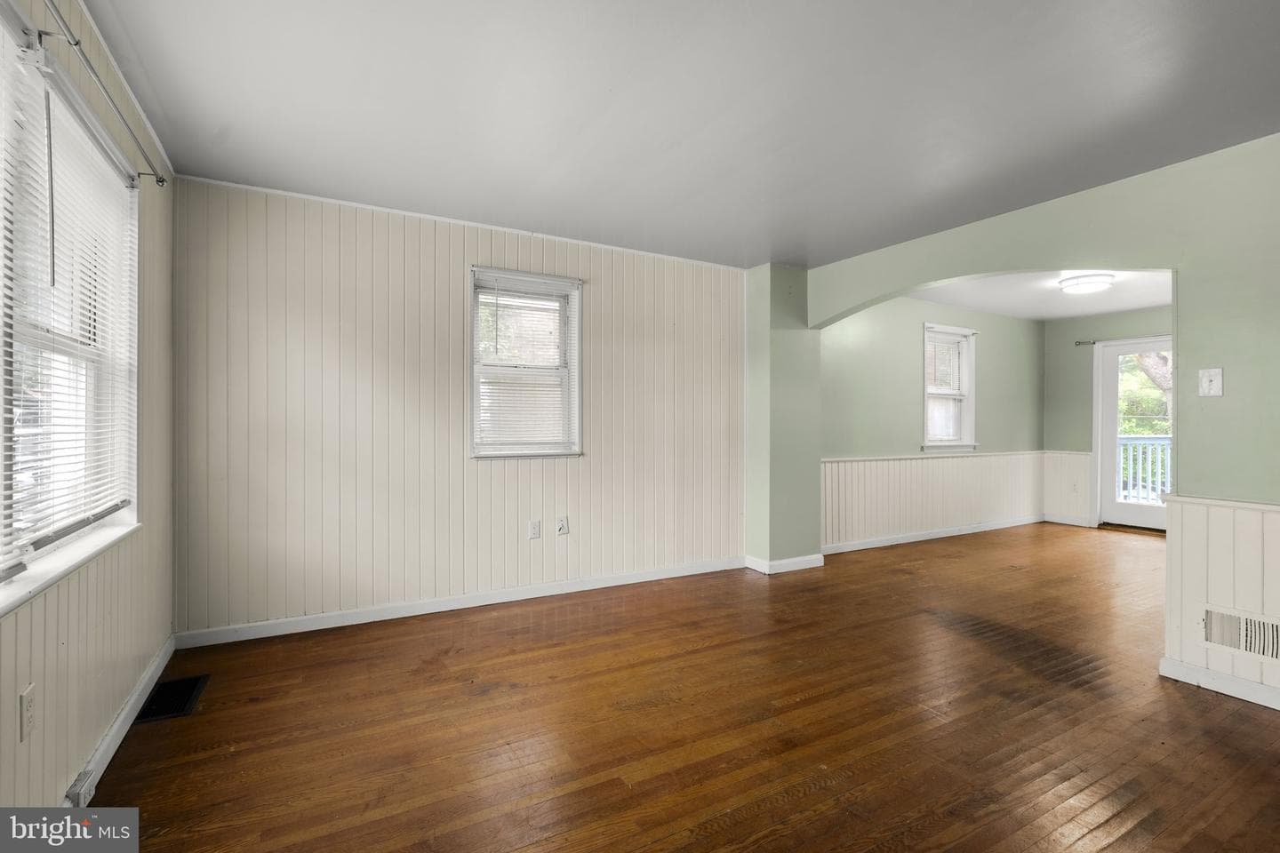 61 Hershey Avenue photo 4